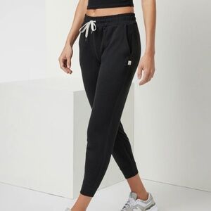 Vuori Women's  DreamKnit™ Performance Joggers - Black Size Small (S)